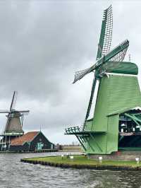 荷蘭風車村