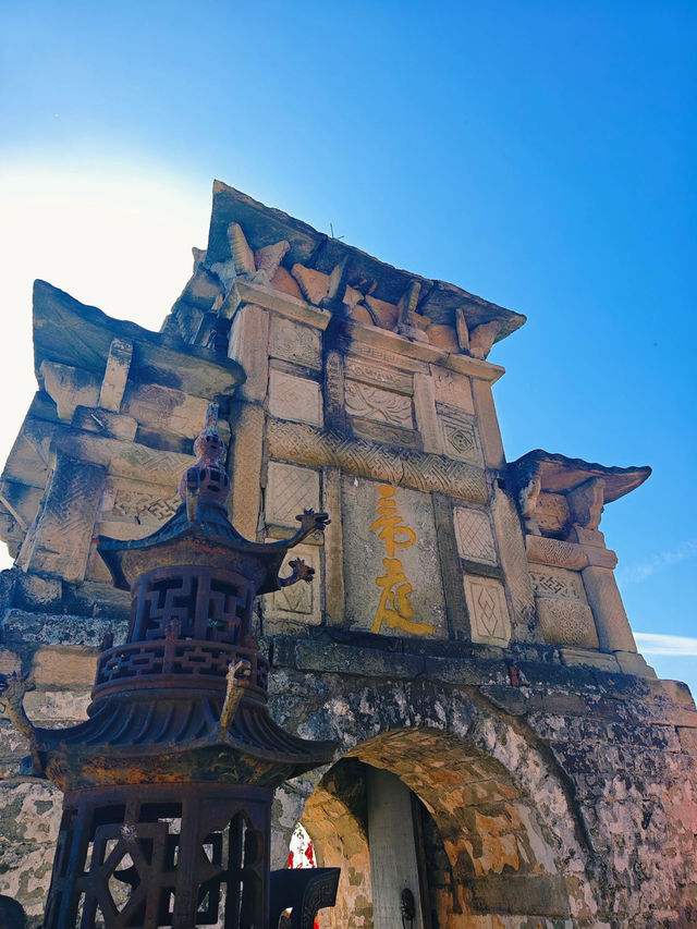 湖北武漢木蘭山｜登金頂看雪景，品不一樣的佛教文化