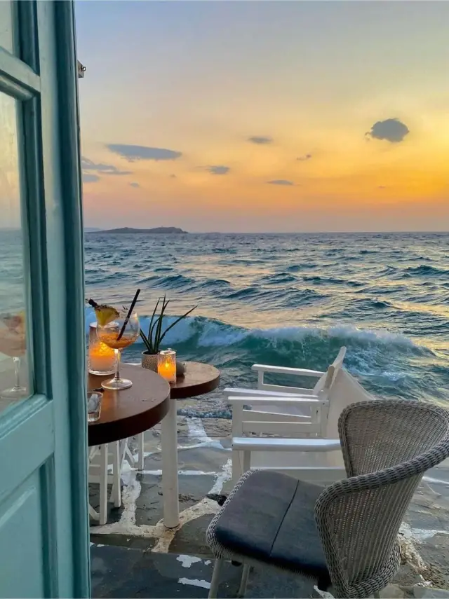 Mykonos มรกตบนทะเลแอเจียน