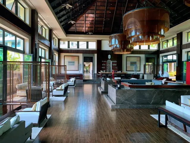 รีสอร์ทสำหรับการพักผ่อน – โรงแรมไรฟ์เฟิลส์