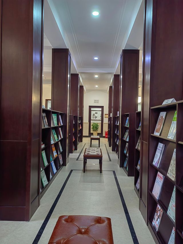 上海最美的圖書館—楊浦圖書館