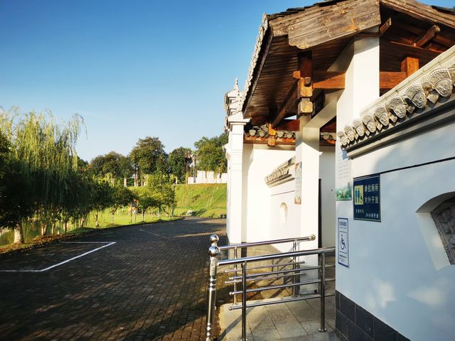 景德鎮陶瓷博物館旁一座不錯的公園