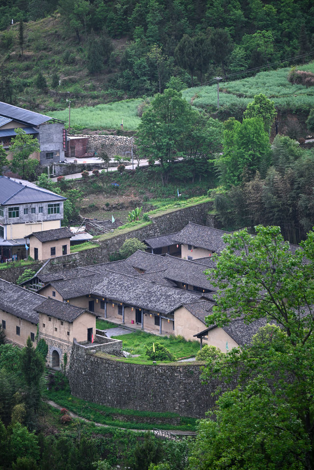 陝南避暑1日遊住進了可以看雲海的小房子