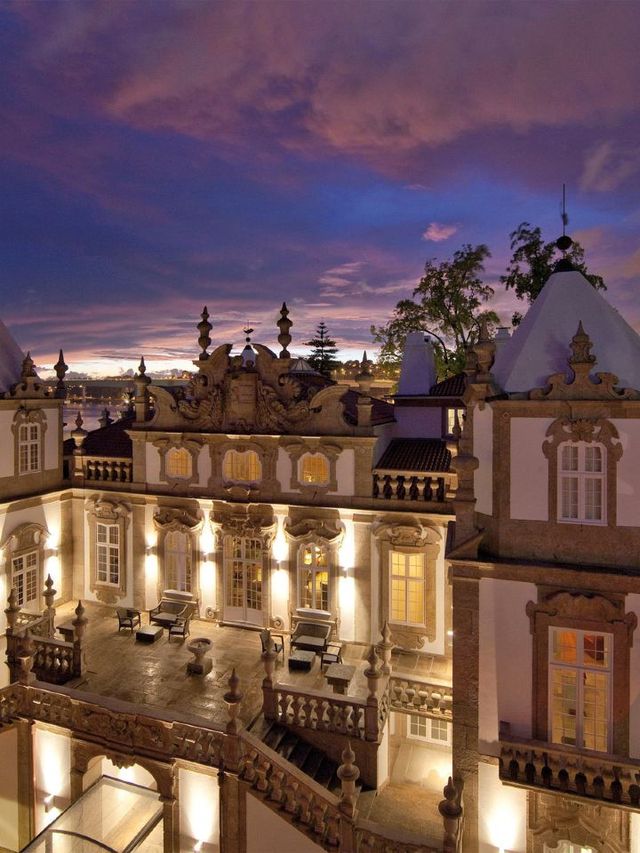 Porto's Palatial Paradise: Pestana Palacio do Freixo 🏰✨