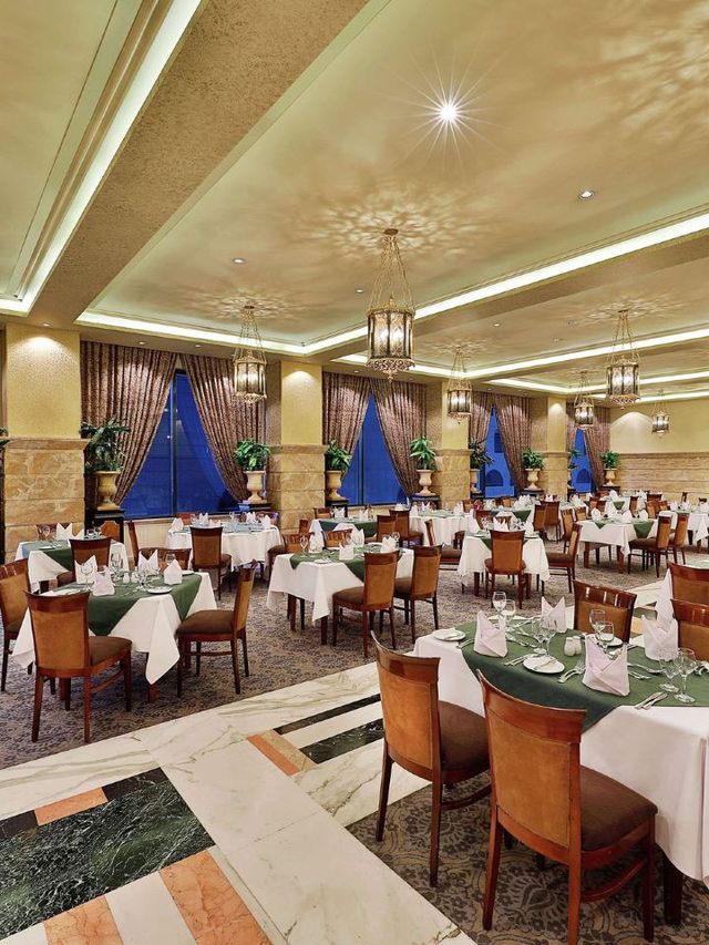 🕌✨ Medina's Marvel: Top Hotel Picks Near Masjid Nabawi! ✨🕌