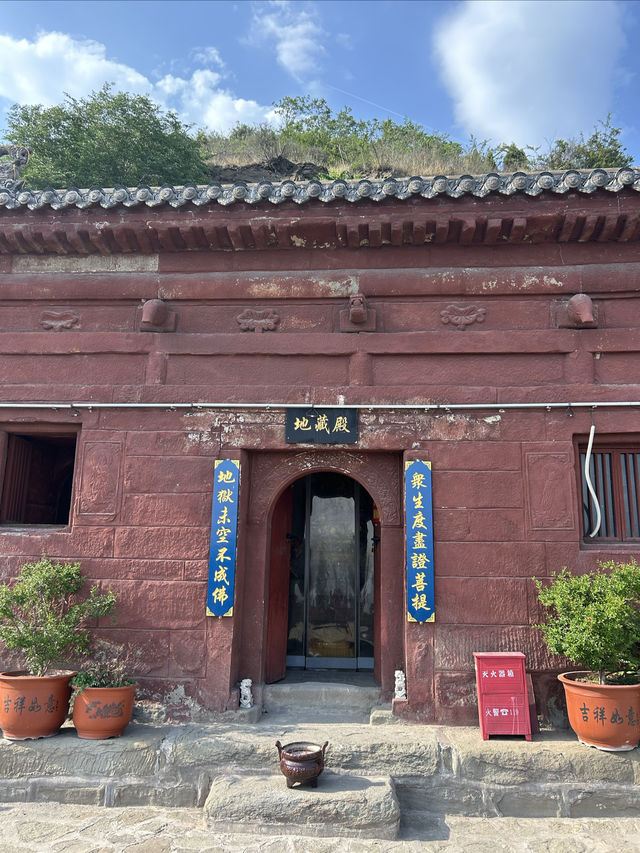 端午去哪玩｜避開人潮，打卡清徐香岩寺：歷經滄桑，光彩依舊