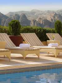 🌟 Petra's 5-Star Marvel: Marriott's Mountain Majesty 🏰✨