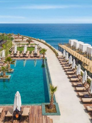 🌟 Cyprus Escapes: Unwind at Kaya Palazzo Resort & Casino 🌟