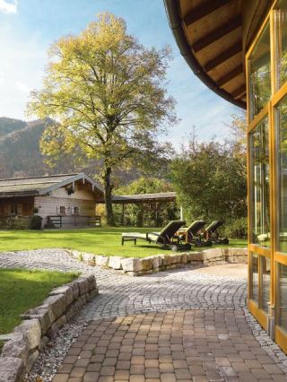 🌟 Rottach-Egern Retreats: Top Hotel Picks 🏨✨