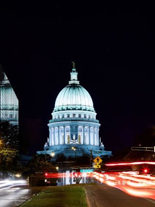 Madison's Must-Stay Getaway Spots 🌟🏨✨