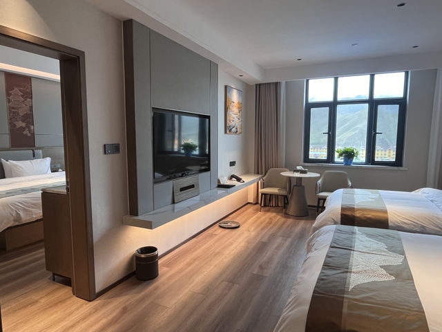 【巴音布魯克福瑞酒店·夢幻入住體驗】