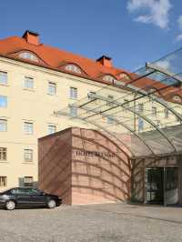 🌟 Torun's Top Stay: Hotel Bulwar Unveiled! 🏨✨