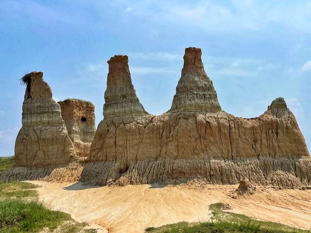 黃土高原上的魔鬼城——大同土林