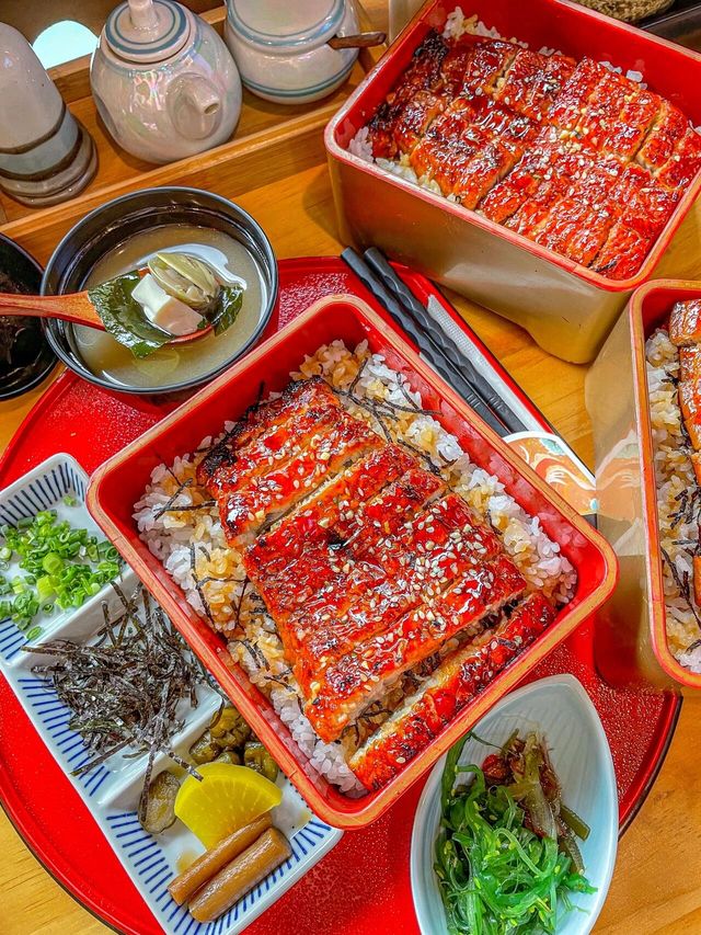 昆明秘境中的鰻魚飯寶藏店!