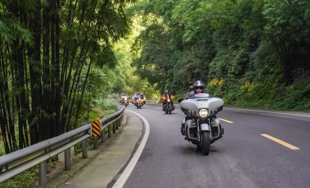 成都周邊超絕騎行 | 邛崍“獨庫公路”。