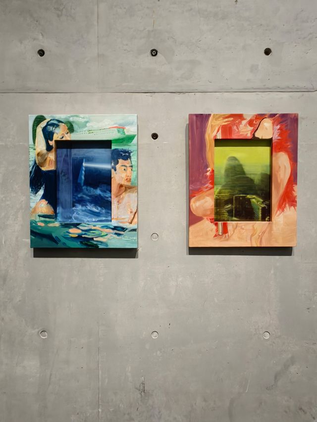 逛展《重瞳》。