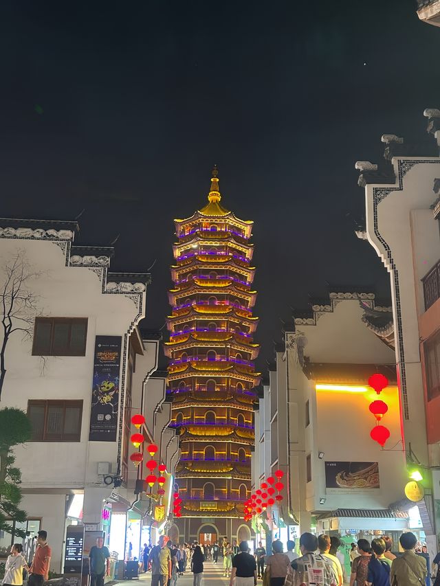 太湖月亮灣｜觀賞湖景的絕佳去處。