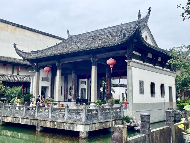 古色古香徽商大宅院。