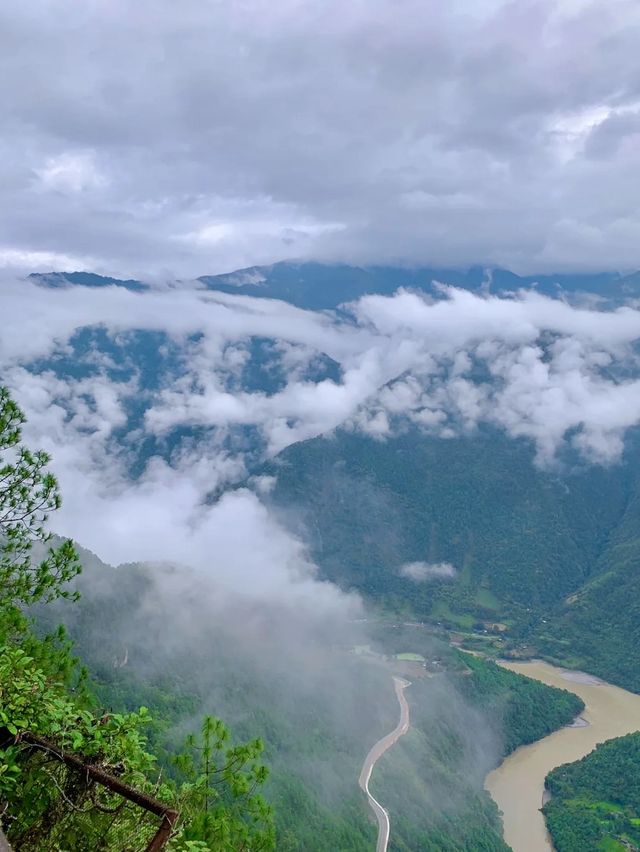 天境怒江，心靈呼吸的地方。