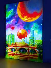 跟隨俄羅斯女藝術家，成為宇宙的女主角！