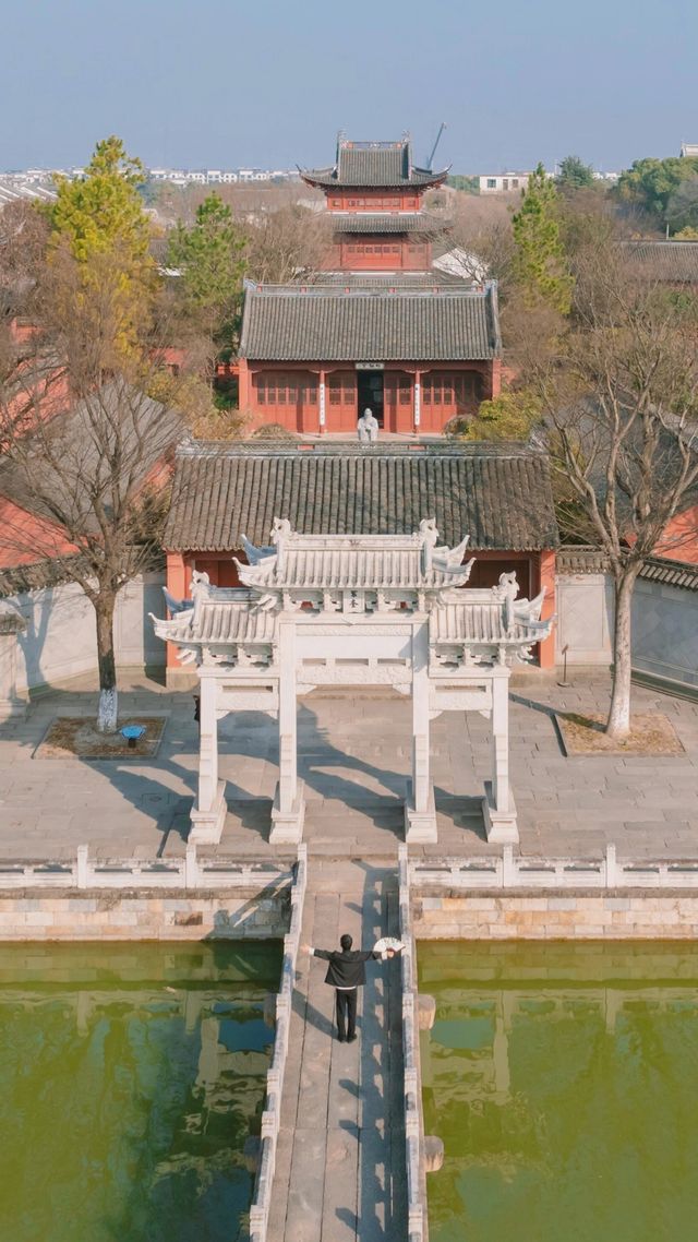 "後來，我逢人便說冬天的鹽官有多浪漫"