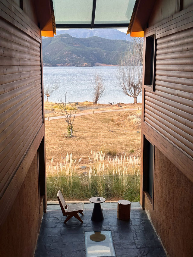 為了這扇油畫窗飛去雲南