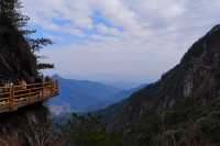 明月山