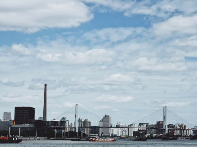 在世博慶典廣場曬太陽真是上海冬日最CHILL的正經事