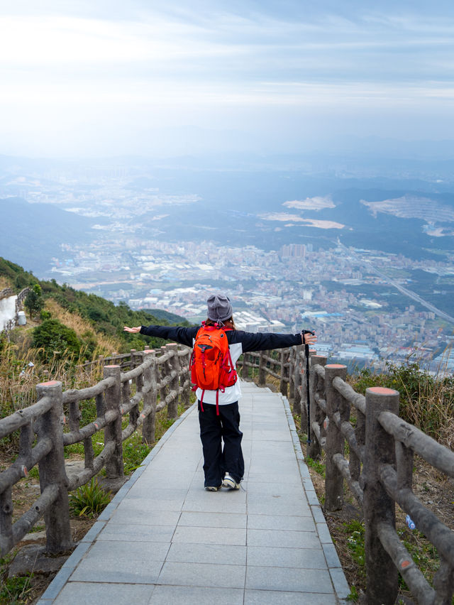 東莞第一峰銀瓶山！不爬過就太可惜了！