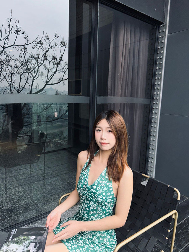 重慶山城！在山頂的美術館酒店！