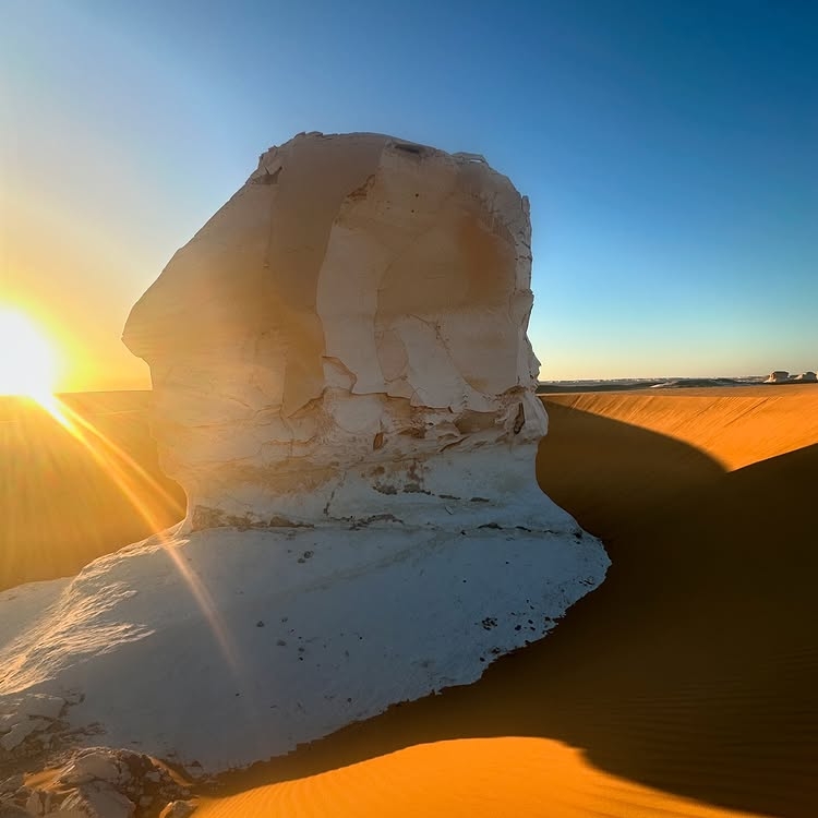 "White Desert (White Desert): The Ultimate Travel Guide"  Imagine yourself on another planet, Egypt