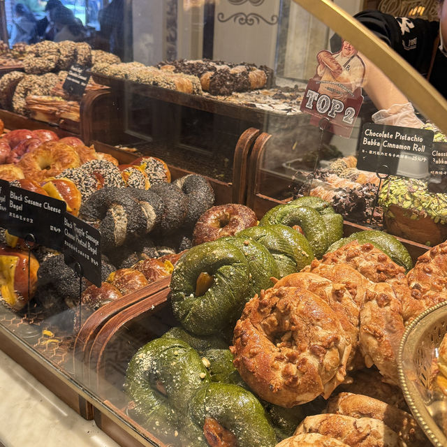 몇년간 꾸준히 사랑받는 상하이 베이커리 카페🥐