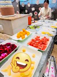 A Delicious Breakfast Buffet at Holiday Inn Qingdao Center