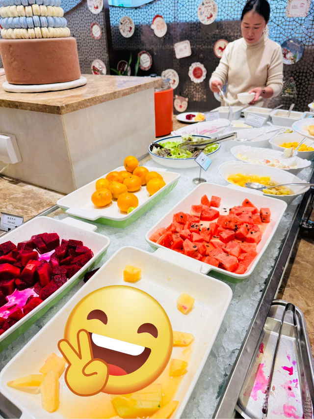 A Delicious Breakfast Buffet at Holiday Inn Qingdao Center