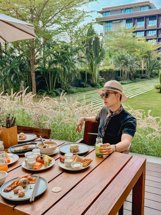 三亞旅行 被綠色包圍的自然愜意早餐
