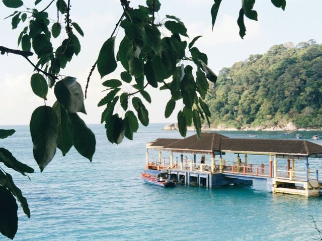 🌊 Crystal Waters & Golden Sunsets: Perhentian Besar’s Best-Kept Secrets