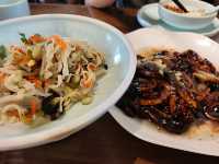 喺青果巷食唐宴
