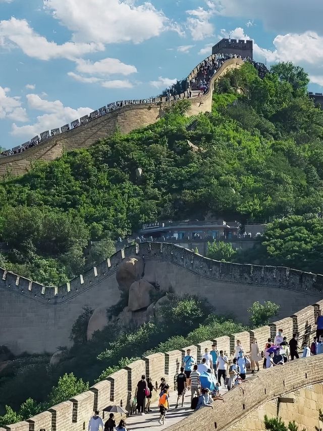漫步八達嶺長城，領略中華大地的雄渾壯美