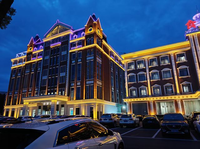 救命！喺市中心發掘到一座「現實版歐式城堡」！隨手影都似電影截圖！！ 華都國際大酒店直接封神！三棟歐