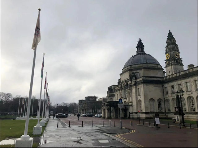 Cardiff city hall