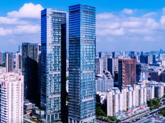 深圳南山睿景酒店體驗：都市綠洲中的悠然奢華】**    