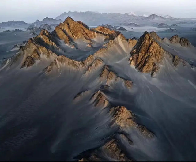 青海黑獨山｜闖入外星球表面 最硬核拍攝攻略來了！
