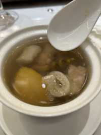 🏯 人生見過的最浮誇四合院|豪華版中式美學現場