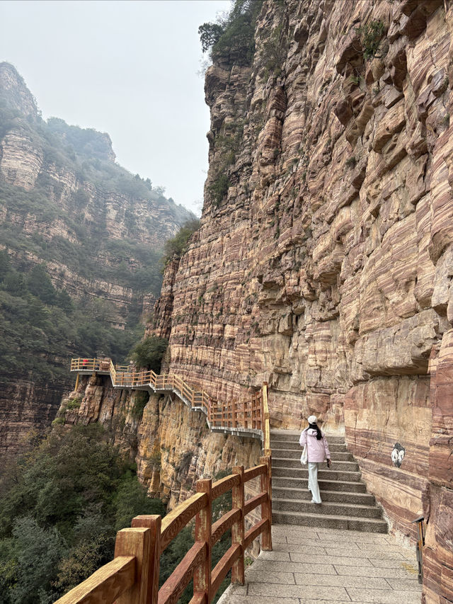雲端漫步東太行雄、奇、險、峻令人意外 雲端漫步東太行雄、奇、險、峻令人意外
