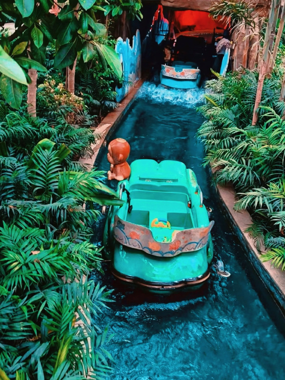 Beijing Nangong Wuzhou Botanical Park|A Magical Journey in an Urban Oasis
🌿 Highlights of the Park at a Glance
Nangong Wuzhou Botanical Park is not a traditional botanical garden—it’s a fairy tale kingdom inside a greenhouse, combining plant viewing, a children's playground, and animal interactions. It maintains a constant temperature year-round, making it especially suitable for families with children, couples, or anyone looking to escape the city hustle.
🎡 Zone Guide
1. Plant Wonderland Zone
· Parrot Garden Greenhouse: Thousands of tropical plants form a jungle, with hundreds of colorful parrots flying freely. You can buy food to interact closely with them.
· Greenhouse Park: Includes Butterfly Spring (live butterfly house), Desert Oasis (succulent plant area), Rainforest Exploration (realistic dinosaurs hidden in the forest).
· Feature: Cleverly designed walkways with many photo spots, as if you’ve traveled to the Amazon.
2. Children's Playground Zone
· Naughty Rainforest: Large indoor climbing nets and slide sets, safe and soft.
· Jungle Coaster: A gentle roller coaster weaving through the plants.
· Sand Playground: Extra-large sandpit with excavators and other toys.
· Suitable Age: Facilities for children aged 1-12.
3. Waterfowl Interaction Zone
· Fishing Area: Rent fishing rods to catch small goldfish (which you can take home).
· Swan Lake: Black swans, mandarin ducks, koi fish, all can be fed.
· Animal House: Gentle animals like alpacas, miniature horses, rabbits, etc.
🎫 Practical Information
Opening Hours:
· Peak Season (April-October) 9:00 AM - 5:30 PM
· Off-Season (November-March) 9:00 AM - 5:00 PM
· Closed Monday mornings (opens at 1:00 PM in the afternoon), except holidays.
Ticket Prices (please confirm latest prices before visiting):
· Adult Pass: About ¥150 (includes most attractions)
· Child Ticket (1.2-1.4 meters tall): About ¥80
· Free for children under 1.2 meters
· Money-saving Tip: Online advance tickets usually offer 10-20% discounts.
Transportation:
· By Car: Navigate to “Nangong Wuzhou Botanical Park,” parking available at the north gate (¥10/day).
· Subway + Bus: Take Fangshan Line to “Daotian Station,” transfer to Bus 830 to “Nangong Station.”
· Shuttle Bus: Sometimes available from Qianmen during peak tourist seasons.
🍽️ Food and Rest
· Inside the Park: Greenhouse restaurant offers simple meals (around ¥40-60 per person), surrounded by plants.
· Recommendation: Bring your own picnic mat and rest in designated lawn areas.
· Nearby: At the exit, Nangong Hot Spring Resort Hotel restaurant offers good quality dining.
📅 Best Route for a One-Day Visit
```
9:30 AM Arrival → Feed parrots in Parrot Garden → Take photos at Butterfly Spring → Visit Desert Area
12:00 PM Lunch at Greenhouse Restaurant or picnic on the lawn
1:30 PM Children’s Playground (choose 2-3 attractions based on kids’ interests)
3:00 PM Waterfowl Interaction Zone → Animal House
4:00 PM Free time for more photos
5:00 PM End of visit
```
💡 Insider Tips
1. Best Time to Visit: Weekdays are less crowded; animals are more active in the morning.
2. Dress Code: Indoor temperature is around 25°C, wear easily removable jackets.
3. Must-Bring Items: Water bottle, wet wipes, spare socks (for kids after playing in sand), camera.
4. Hidden Activities: Follow the official WeChat account for occasional night light shows or themed events.
5. Combo Trips: Pair with nearby Nangong Hot Springs or World Geothermal Expo Park for a two-day trip.
🌟 Real Experience Sharing
“I thought it was just an ordinary botanical garden, but it turned out to be a paradise for kids. My daughter loved feeding the parrots—they would fly right onto her hand. The greenhouse is warm like spring, especially comfortable in winter. Although the ticket isn’t cheap, spending a whole day there is very fulfilling, perfect for a weekend trip without traveling far.” — Mom with a 5-year-old child
📍 Final Thoughts
Nangong Wuzhou Botanical Park feels more like an urban eco-micro-vacation spot, especially suitable for:
· Families with young children
· Visitors wanting to experience nature in winter without the cold
· Couples looking for a relaxed date spot
· Photography enthusiasts (excellent greenhouse lighting)
Here, plants are not just the backdrop but your playmates. Whether it’s freezing cold or blazing hot outside, this place is always a vibrant green oasis.
Set off now and let an adventure inside the greenhouse become a refreshing chapter in your city life.