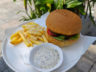 EM Restobar Phu Quoc
