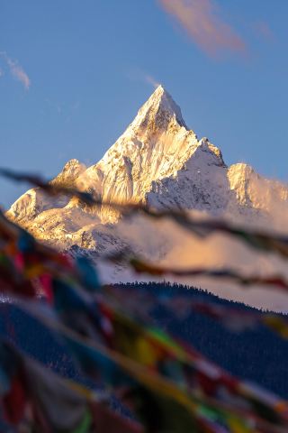 Escape the city and head to Yunnan for a snow-capped mountain feast 🏔️