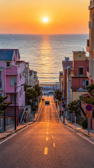 Half the people of Qingdao! This seaside town in Weihai has a perfect average temperature of 25℃ in July