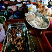 ร้านประชานิยม ร้านกาแฟคู่แท้หลวงพระบาง