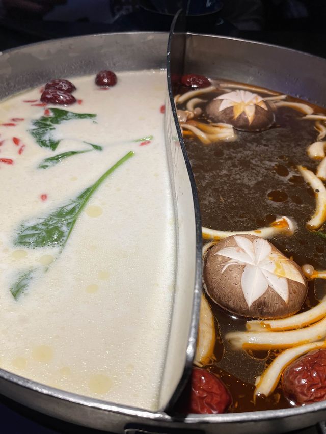 深圳超扺價錢食湊湊😋現代風格裝修🫶🏻壹方天地分店🤗